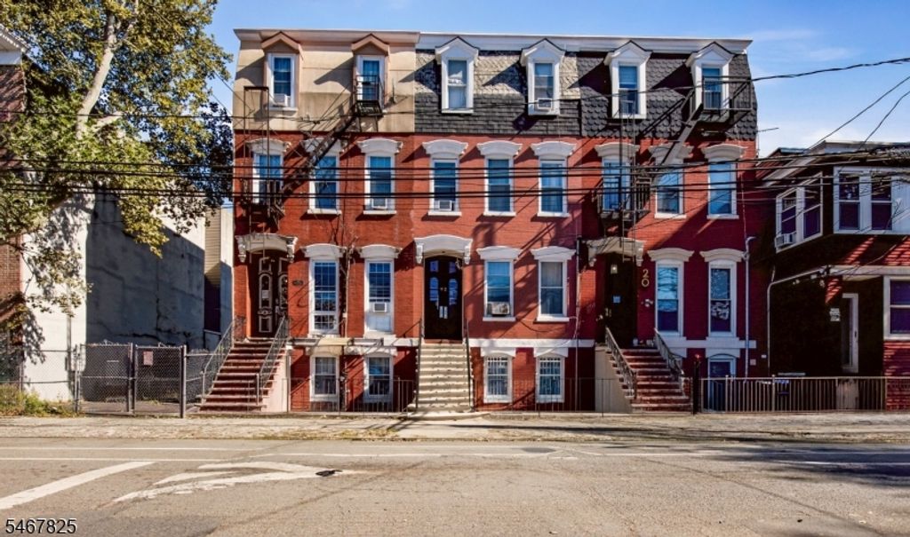22 Storms Ave, Jersey City, NJ 07306 — photo 2