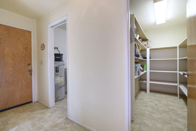 7035 Riverside Drive, Redding, CA 96001