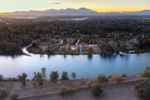 7035 Riverside Drive, Redding, CA 96001