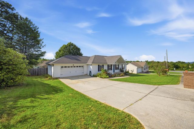 50 Chestnut Ridge Road, Ringgold, GA 30736