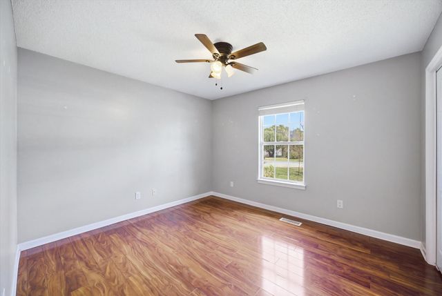 50 Chestnut Ridge Road, Ringgold, GA 30736