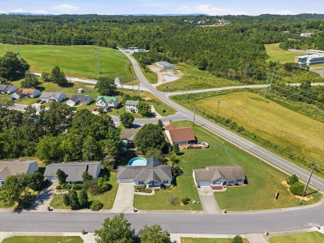 50 Chestnut Ridge Road, Ringgold, GA 30736