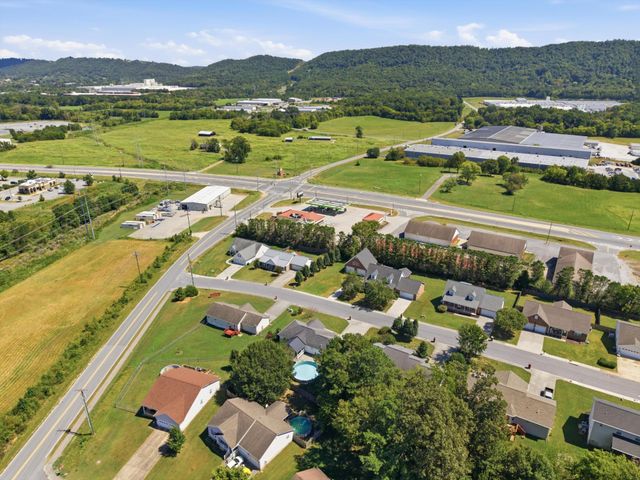 50 Chestnut Ridge Road, Ringgold, GA 30736
