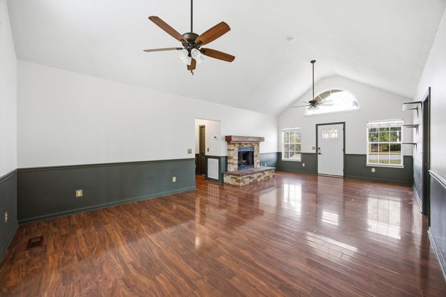 50 Chestnut Ridge Road, Ringgold, GA 30736
