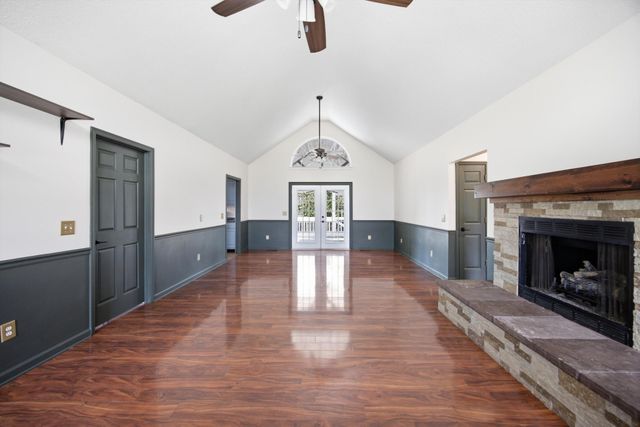 50 Chestnut Ridge Road, Ringgold, GA 30736