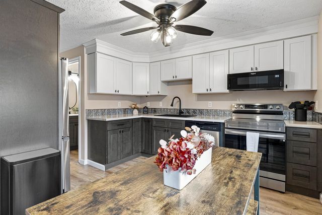 15 Culver St Unit 42, Plaistow, NH 03865