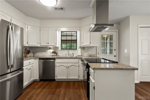 11891 Kentuck, Northport, AL 35475