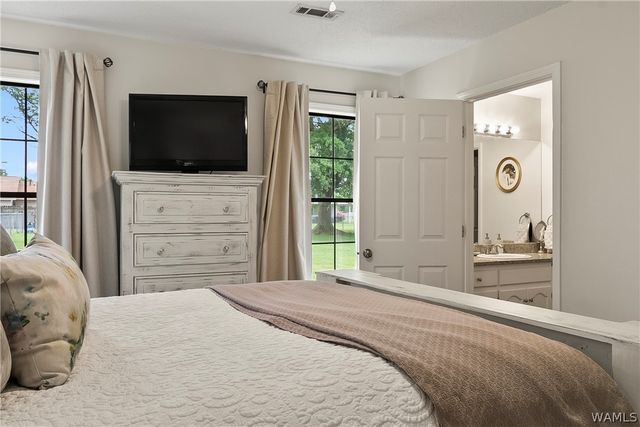 11891 Kentuck, Northport, AL 35475