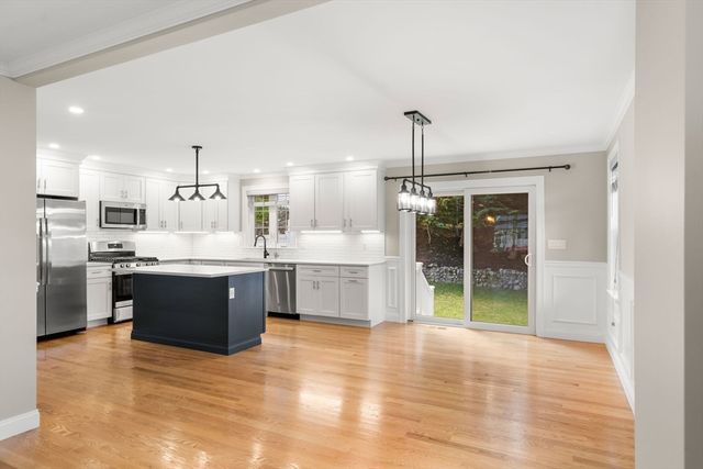 46 Mokema Ave, Waltham, MA 02451