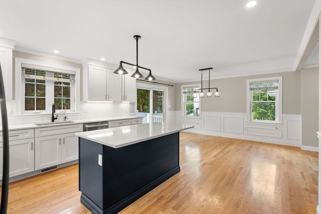 46 Mokema Ave, Waltham, MA 02451