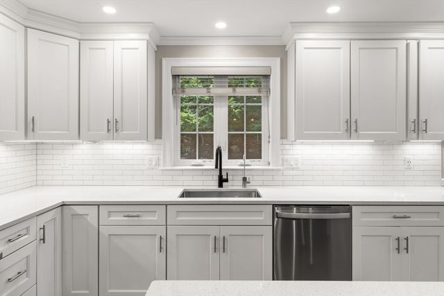 46 Mokema Ave, Waltham, MA 02451