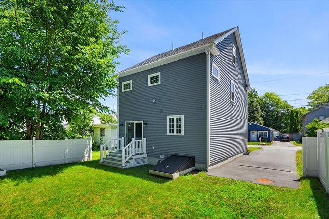 46 Mokema Ave, Waltham, MA 02451