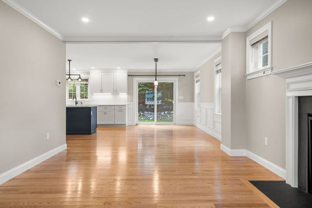 46 Mokema Ave, Waltham, MA 02451