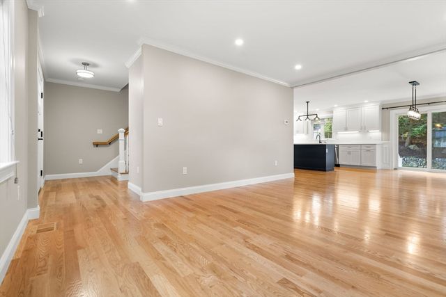 46 Mokema Ave, Waltham, MA 02451