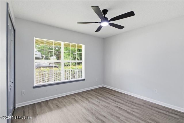 3907 ADIROLF Road, Jacksonville, FL 32207