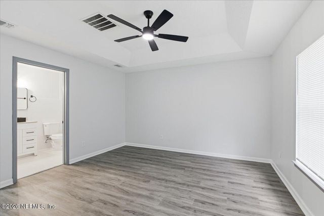 3907 ADIROLF Road, Jacksonville, FL 32207