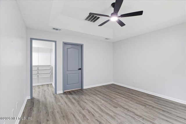 3907 ADIROLF Road, Jacksonville, FL 32207