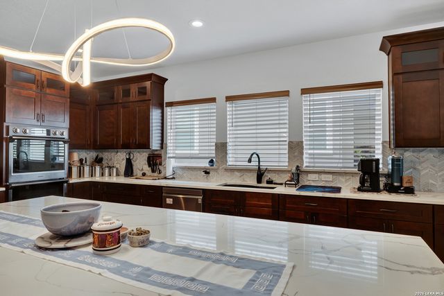 1216 MEYER PKWY, New Braunfels, TX 78132