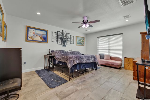 1216 MEYER PKWY, New Braunfels, TX 78132