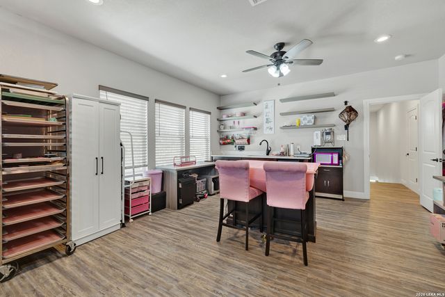 1216 MEYER PKWY, New Braunfels, TX 78132