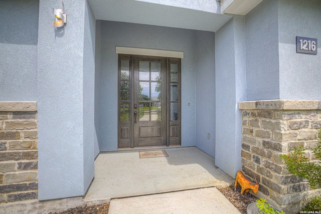 1216 MEYER PKWY, New Braunfels, TX 78132