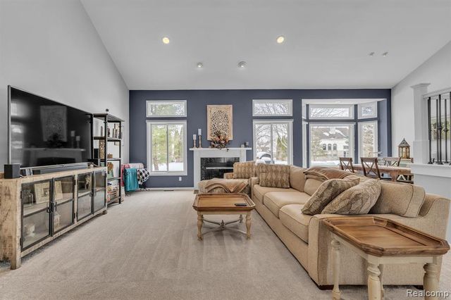 48123 Covington Court, Canton, MI 48187