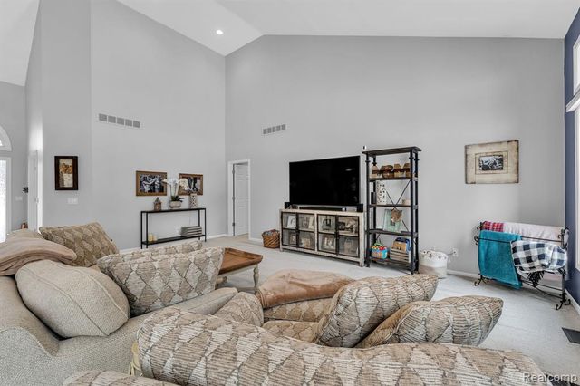 48123 Covington Court, Canton, MI 48187