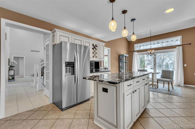 48123 Covington Court, Canton, MI 48187