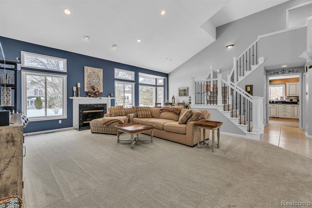 48123 Covington Court, Canton, MI 48187