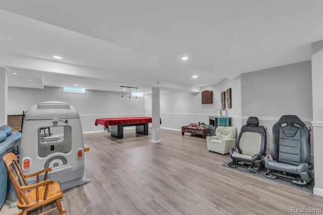 48123 Covington Court, Canton, MI 48187