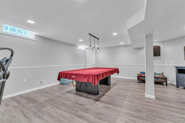 48123 Covington Court, Canton, MI 48187