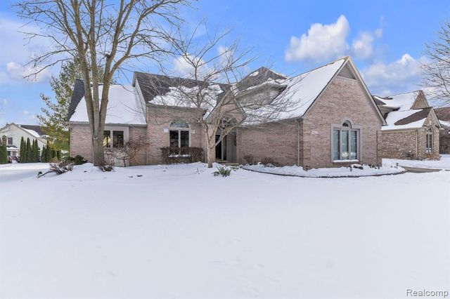 48123 Covington Court, Canton, MI 48187