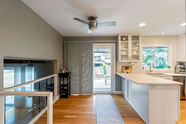612 34th Place, West Des Moines, IA 50265