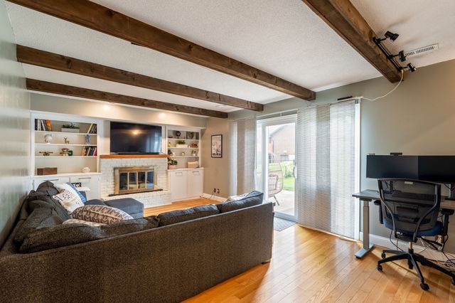 612 34th Place, West Des Moines, IA 50265