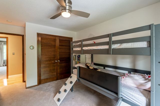 612 34th Place, West Des Moines, IA 50265
