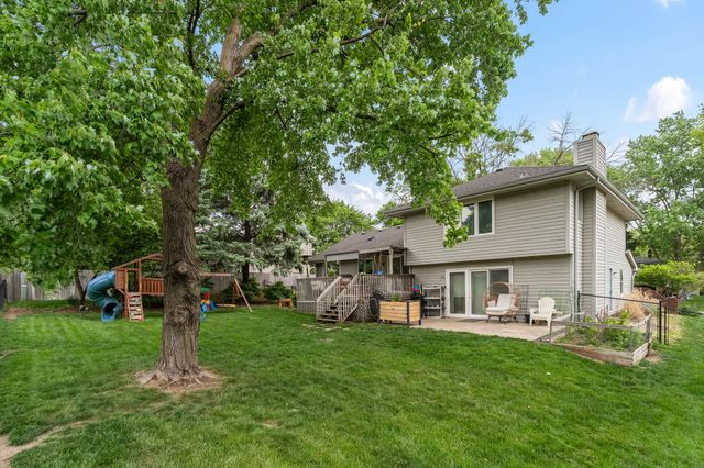612 34th Place, West Des Moines, IA 50265