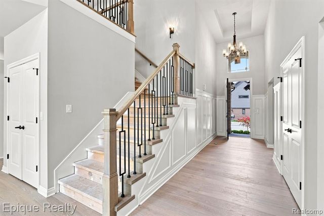 3377 Brookdale Lane 13, Lake Orion, MI 48360