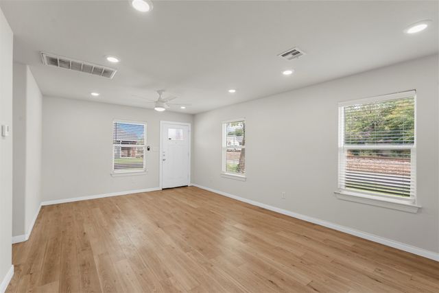 536 E Carter Street, Sherman, TX 75090