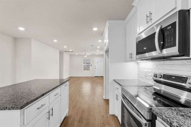 536 E Carter Street, Sherman, TX 75090