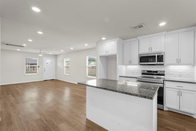 536 E Carter Street, Sherman, TX 75090