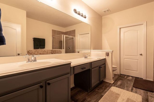 2808 Sand Dune Drive, Seabrook, TX 77586