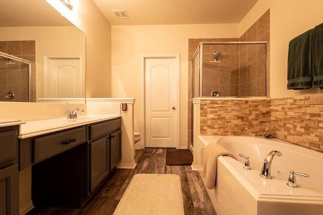 2808 Sand Dune Drive, Seabrook, TX 77586