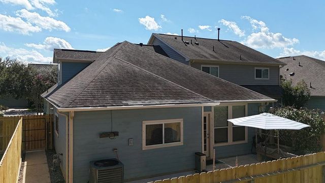 2808 Sand Dune Drive, Seabrook, TX 77586