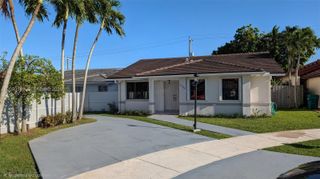 13280 SW 40th Terrace, Miami, FL 33175
