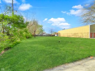 41 Grissom Lane, Shelbyville, IN 46176