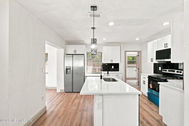 8956 5TH Avenue, Jacksonville, FL 32208