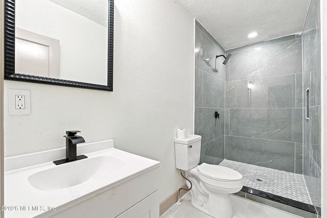 8956 5TH Avenue, Jacksonville, FL 32208