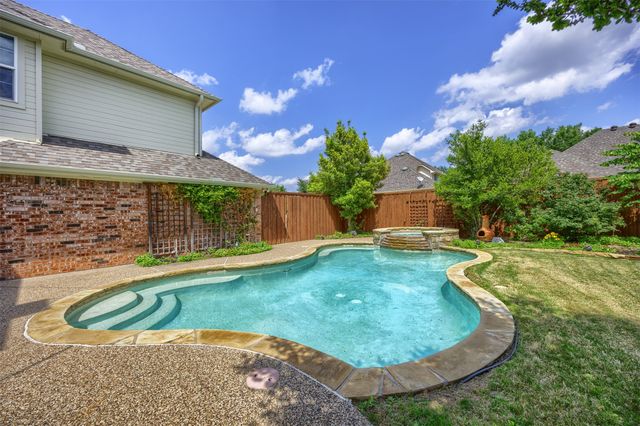 7800 Brushfield Drive, Plano, TX 75025
