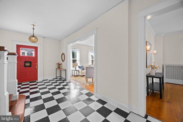 8 REVELL ST, Annapolis, MD 21401
