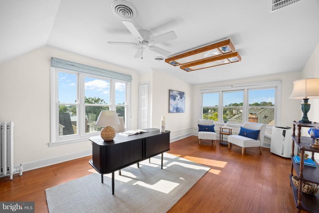 8 REVELL ST, Annapolis, MD 21401
